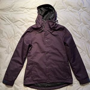 Volcom woman’s snowboard Jacket size Medium Dark purple/ eggplant color